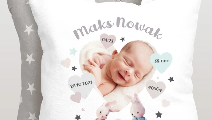 Prezent na Chrzest dla dziewczynki – inspiracje, które zostają na lata