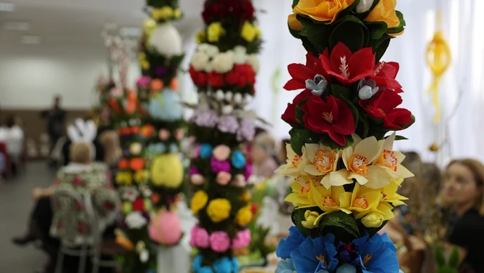 Śladami tradycji — barwne palmy i koszyczki w Krzyżanowie zdominowały konkurs wielkanocny