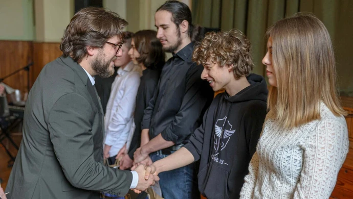 Licealiści nagrodzeni za sukcesy w olimpiadach