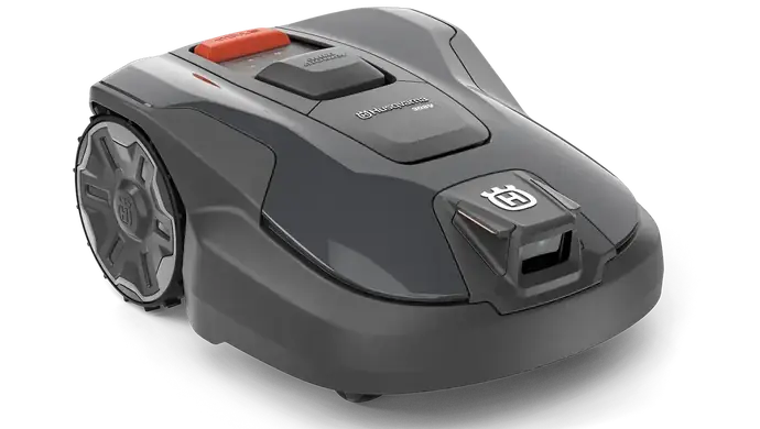 Nowe modele robotów koszących już w Piotrkowie