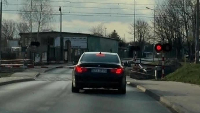 Zamknięcie przejazdu na ul. Rolniczej w Piotrkowie