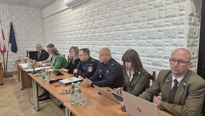 Rozprza dołoży do radiowozu. Decyzja radnych na sesji