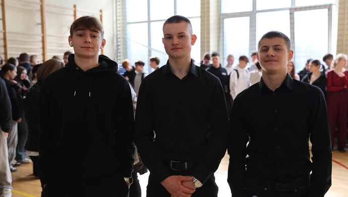 Artystycznie i sportowo – Sulejów otworzył drzwi do nowego liceum