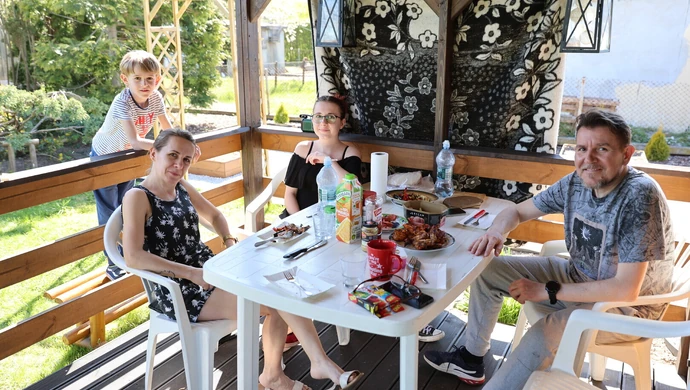 Ogródki działkowe tętnią życiem w majówkę