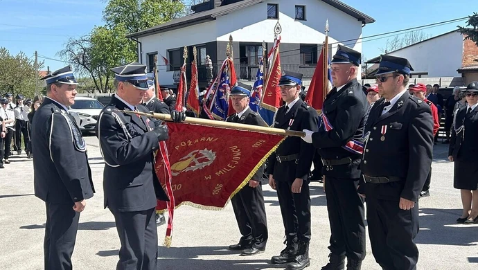 120 lat OSP Milejowiec. Gminny Dzień Strażaka w gminie Rozprza z jubileuszem i podziękowaniami