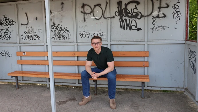 Od zniszczonych wiat do miejskiej galerii. Piotrkowianin ma na to pomysł