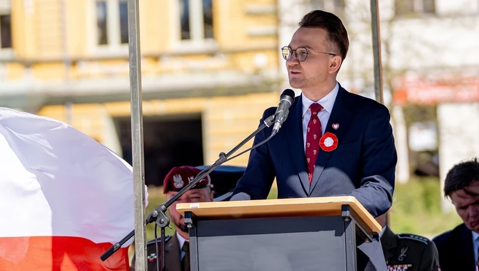 Piotrków patrzy na Tomaszów. Po wystąpieniu posła wraca temat szpitala