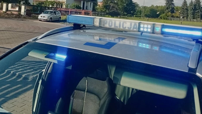 4 promile za kółkiem. Odpowiedzialna reakcja kobiety zapobiegła tragedii