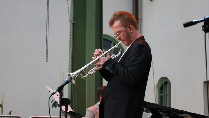 Na jeden wieczór Rycerska została ulicą Milesa Davisa. Tak Piotrków świętował jubileusz legendy jazzu