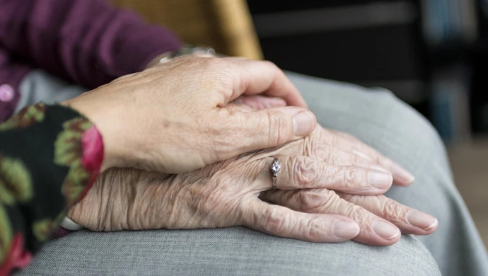 Zdrowie psychiczne seniorów – samotność, lęk, depresja i potrzeba wsparcia