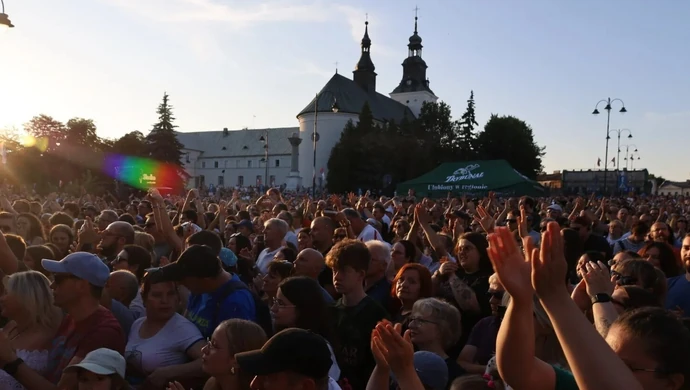 Dni Piotrkowa 2026 już w ten weekend. Kayah, O.S.T.R., Paktofonika, rekord Guinnessa i darmowe autobusy. Oto kompletny przewodnik
