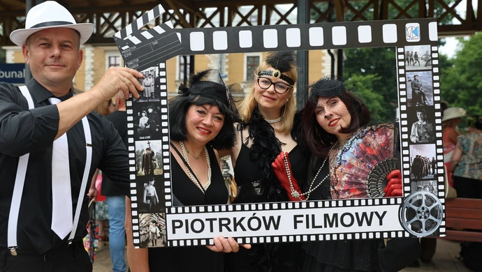 Piotrków jak z filmu. Wyjątkowy happening na dworcu w Piotrkowie