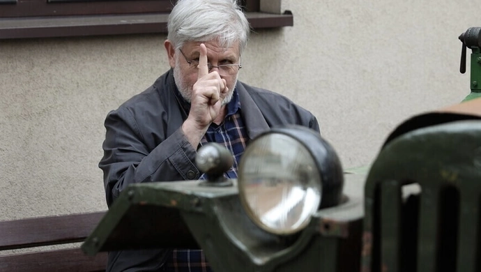 Dyscyplinarka dla Piotra Gajdy. Radni nie ocenią decyzji dyrektora, lecz związek z mandatem