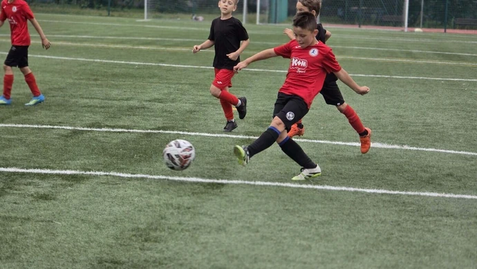 „Aktywny Orlik 2026” w Piotrkowie Trybunalskim. Siedem weekendów pełnych sportu i rodzinnej zabawy