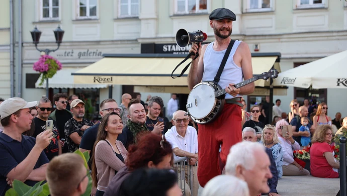 Hańba! zagrała na Rynku Trybunalskim
