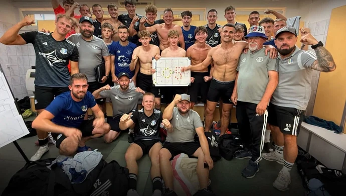 Polonia Piotrków zdemolowała GKS Bełchatów! Pięć bramek na wyjeździe
