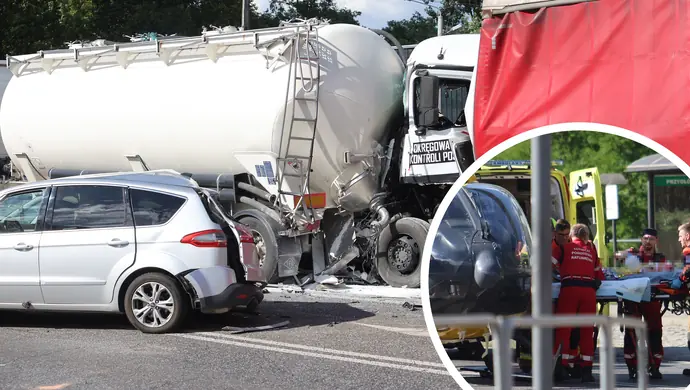 Tir wjechał w osobówkę i ciężarówkę. Kilkuletni chłopiec zabrany przez LPR
