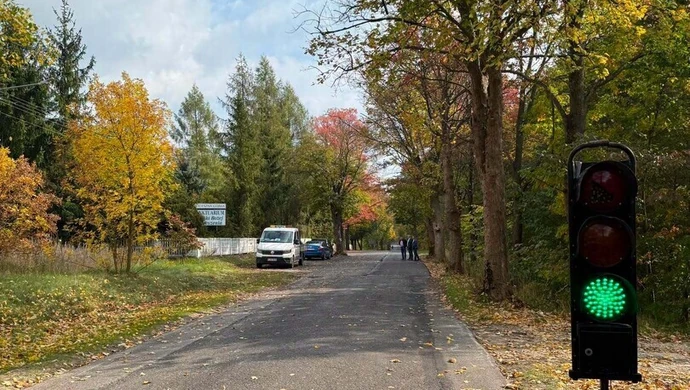 Utrudnienia na drodze Trzepnica – Teklin. Ruch odbywa się jednym pasem