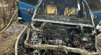 Ogień na podjeździe. Palił się Citroen C4