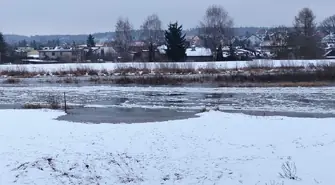 Zator lodowy na Pilicy. Obowiązuje II stopień zagrożenia hydrologicznego