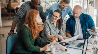 Jak targi pracy pomogą Ci znaleźć pracownika?