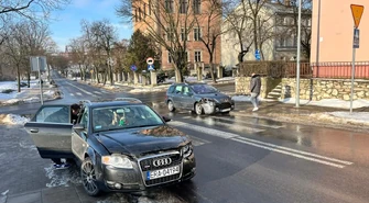 Kolejna kolizja przy zamku