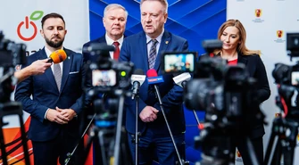 Samorządy z województwa łódzkiego murem za elektrownią atomową w Bełchatowie