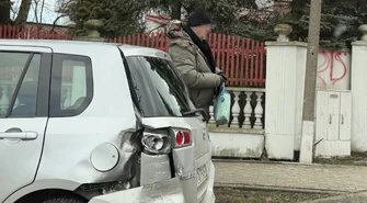 „Łowca wykroczeń” spowodował kolizję. Uderzył w busa z dziećmi z Ośrodka Szkolno – Wychowawczego