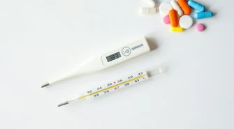 Jak rozpoznać grypę i skutecznie się przed nią chronić – porady lekarza dla mieszkańców Piotrkowa w sezonie infekcyjnym