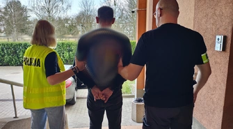 Zatrzymani za kradzież kabli ze stacji ładowania pojazdów elektrycznych