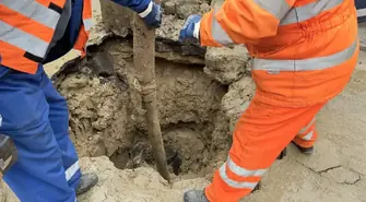 Awaria sieci ciepłowniczej w Piotrkowie. Służby wrócą do pracy w poniedziałek