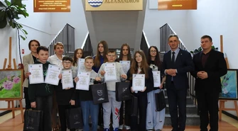 Młodzież z gminy Aleksandrów sprawdziła swoją wiedzę pożarniczą