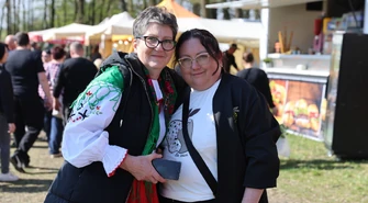 Na terenie Zamku w Bykach trwają XIX Piotrkowskie Targi Ogrodnicze „Pamiętajmy o ogrodach” - jedno z największych wiosennych wydarzeń w regionie.