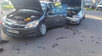 Kolizja na skrzyżowaniu Daniłowskiego i Szkolnej. Sprawcą 19-letni kierowca Audi