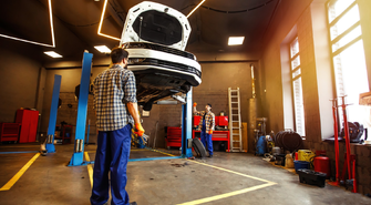 Wyciskacze do mas gęstych – dlaczego tani pistolet do silikonu to strata Twoich nerwów?