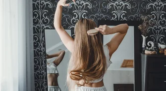 Czego nie zdradzi Ci Twój stylista? Sekrety perfekcyjnych włosów, które powtórzysz w domu