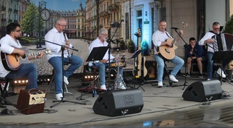 50 lat Kapeli Fakiry. Jubileuszowy koncert podczas Festiwalu Folkloru Miejskiego w Piotrkowie Trybunalskim