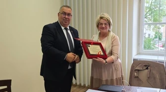 Wsparcie dla zdrowia, oświaty i inwestycji. Relacja z 76. posiedzenia Zarządu Powiatu Piotrkowskiego