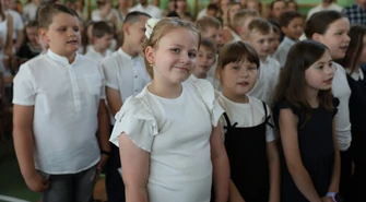 Tak wyglądało zakończenie roku szkolnego młodszych klas Szkoły odstawowej nr 10 w Piotrkowie