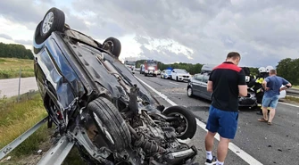 Zderzenie czterech samochodów na S8 pod Piotrkowem
