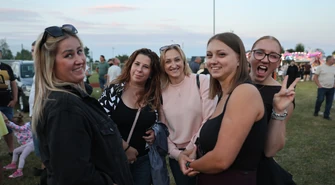 Tłumy na III Święcie Ogórka w Kamieńsku. Rekordowa frekwencja i święto lokalnej tradycji