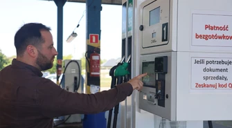 Stacja paliw MZK Piotrków Trybunalski już działa. Tankowanie tylko bezgotówkowo, bez LPG