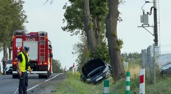Wypadek z udziałem dwóch samochodów na DK 91 w Longinówce. Droga jest zablokowana 