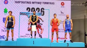 Mateusz „Bam Bam” Bernatek z brązem na Litwie. Kolejny sukces utytułowanego zapaśnika AKS Piotrków