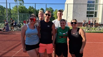 W Dąbrowie nad Czarną rozegrano turniej siatkówki o Puchar Wójta Gminy Aleksandrów. Do sportowej rywalizacji przystąpiło sześć drużyn reprezentujących sołectwa. Najlepsza okazała się ekipa z Wólki Skotnickiej.