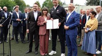 Pół miliona złotych dla piotrkowskiego Orlika. Minister sportu ogłosił wyniki programu