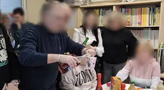 Bezalkoholowy toast z dziećmi. Legalny, ale czy właściwy?