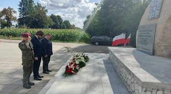 87 lat od Bitwy o Szosę Piotrkowską. Złożyli hołd poległym żołnierzom