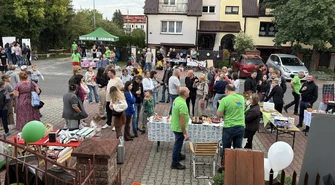 Wyprzedaż garażowa na Szczekanicy. 20 rodzin wystawiło swoje stoiska