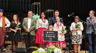 10 lat Dziecięcego Zespołu Koraliki z Czarnocina. Jubileusz i wyróżnienie za pielęgnowanie kultury ludowej